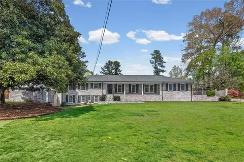 2808 Beverly Hills Dr, Marietta, GA 30068