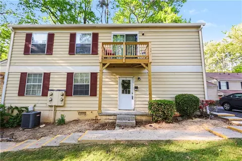 1344 Surrey Ln SW, Marietta, GA 30008