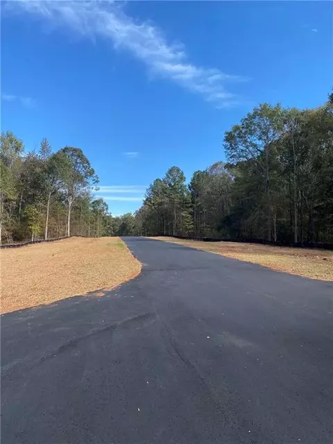2000 Oconee River Dr #LOT 10, Jefferson, GA 30549