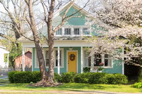 1739 Lyle Ave, College Park, GA 30337