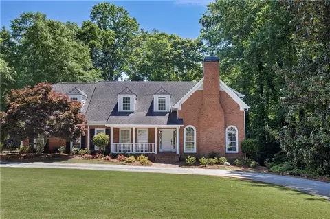 2706 Harvest Dr SE, Conyers, GA 30013