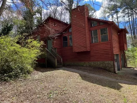 2411 Cochise Dr, Acworth, GA 30102