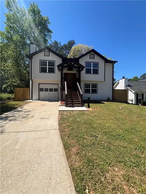3715 Cress Way Dr, Decatur, GA 30034