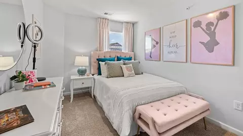 Bedroom - 428 Reflection Dr, Stockbridge, GA 30281 photo 6 of 10