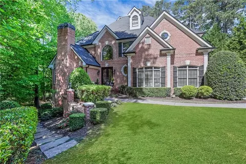 1005 Autumn Close, Milton, GA 30004