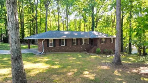 3218 Richwood Dr, Duluth, GA 30096