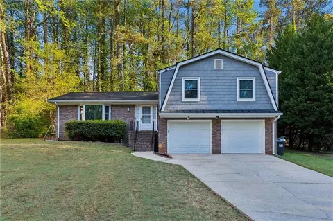 2945 Whisperwood Trl, Atlanta, GA 30344