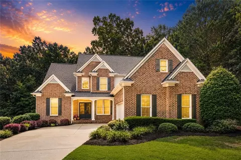 411 Glenhurst Trce, Canton, GA 30115