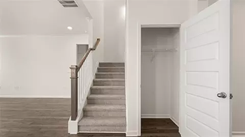 Entry Way - 1907 Endress Cir, Hampton, GA 30228 photo 5 of 7