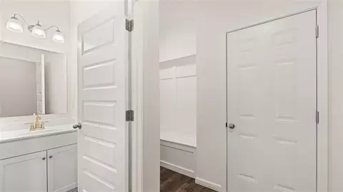 Entry Way - 1907 Endress Cir, Hampton, GA 30228 photo 4 of 7