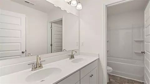 Bath - 1907 Endress Cir, Hampton, GA 30228 photo 6 of 6