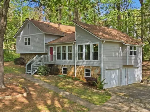 5024 Gunners Run, Roswell, GA 30075