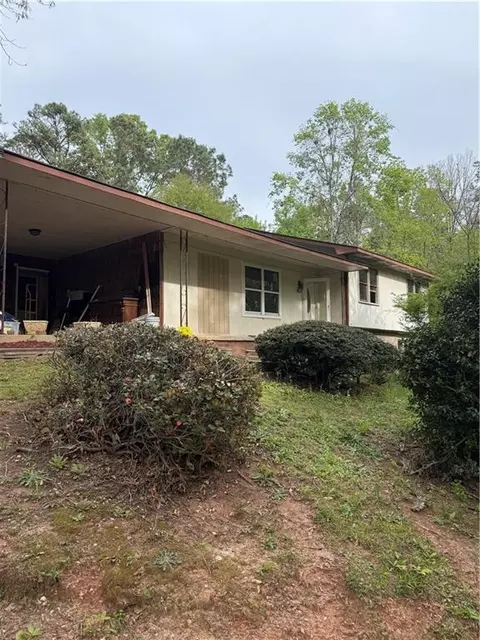 14 Pmb Young Rd SE, Cartersville, GA 30120