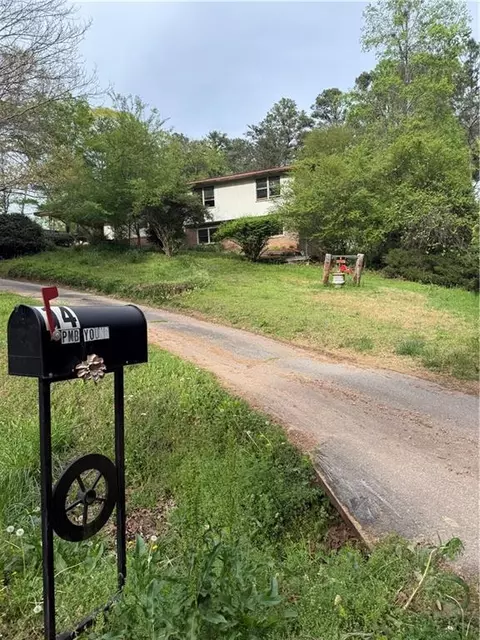 14 Pmb Young Rd SE, Cartersville, GA 30120