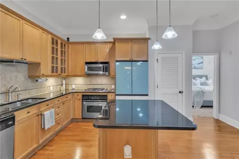 11 Perimeter Ctr E #1203, Atlanta, GA 30346