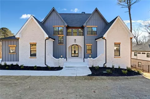 6113 Deepwater Cv, Gainesville, GA 30506