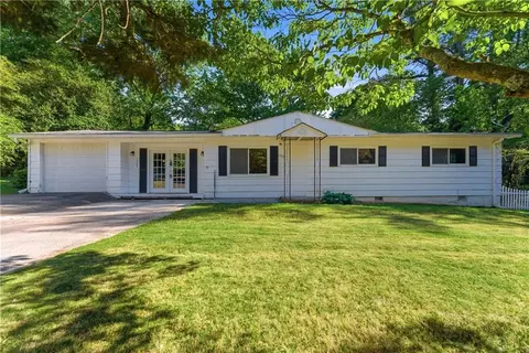 1303 Cottonwood Ct NW, Kennesaw, GA 30152