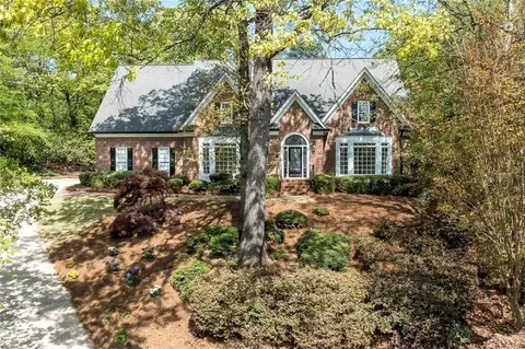 2184 Brooke Farm Ct, Dunwoody, GA 30338