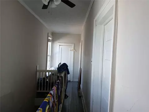Entry Way - 521 Monroe St, Macon, GA 31201 photo 5 of 6