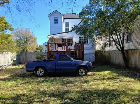 Exterior - 521 Monroe St, Macon, GA 31201 photo 1 of 2