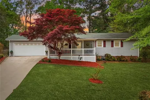 401 Pine Valley Rd, Powder Springs, GA 30127