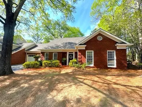 7155 Roswell Rd #40, Sandy Springs, GA 30328