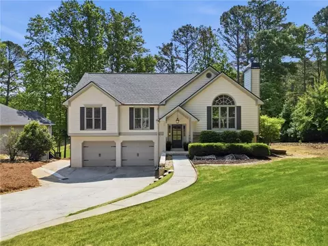 602 Wedgewood Dr, Woodstock, GA 30189