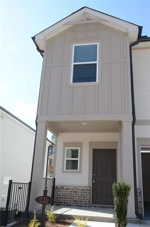 226 Wells Cir, Holly Springs, GA 30114