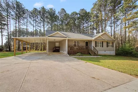 228 Emerald Cir, Colbert, GA 30628