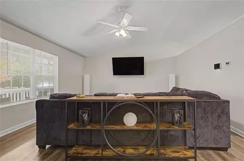 228 Emerald Cir, Colbert, GA 30628 photo 8