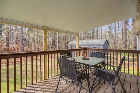 228 Emerald Cir, Colbert, GA 30628 photo 25