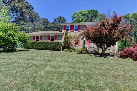 2196 Lunceford Ln, Lilburn, GA 30047