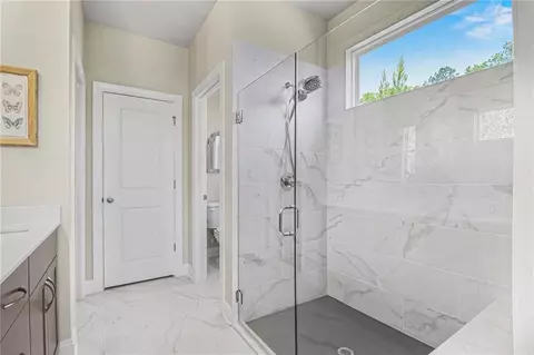 Bath - 290 Lakeside Pl, Canton, GA 30114 photo 2 of 3