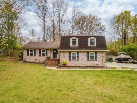 119 Rollingwood Cir NW, Rome, GA 30165