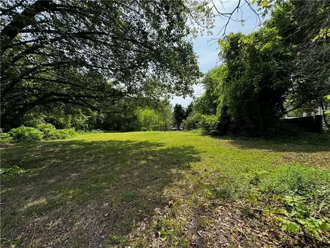 176 NE Forest Ave, Marietta, GA 30060