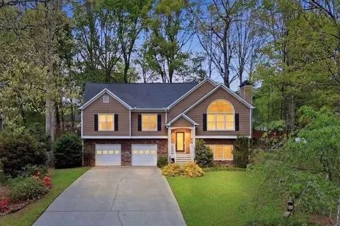 102 Cypress Dr, Dallas, GA 30157