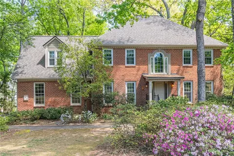12065 Magnolia Crescent Dr, Roswell, GA 30075
