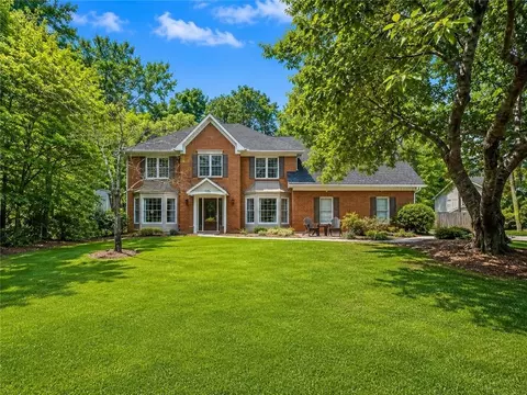 897 Fairwood Way NW, Acworth, GA 30101