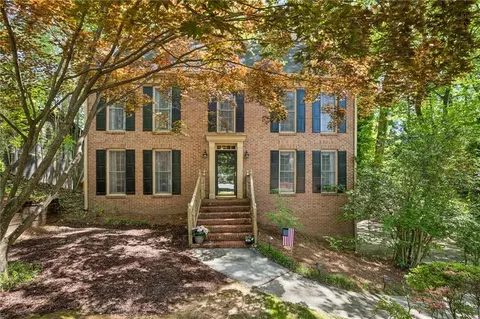 5895 Greenbrier Rd, Atlanta, GA 30328