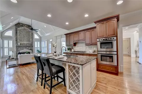 Kitchen - 9030 Moor Park Run, Duluth, GA 30097 photo 3 of 5