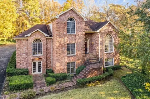415 Collegiate Dr, Powder Springs, GA 30127