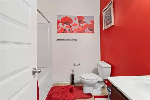 Bath - 12174 Centerra Dr, Hampton, GA 30228 photo 1 of 10