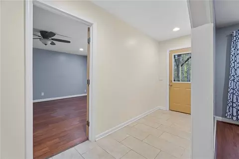 Entry Way - 12174 Centerra Dr, Hampton, GA 30228 photo 5 of 9
