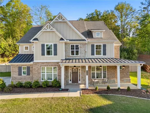 4188 Gunnerson Ln, Kennesaw, GA 30152