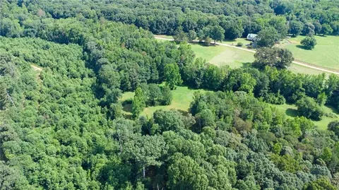 482 Hooper Rd, Commerce, GA 30530 photo 5