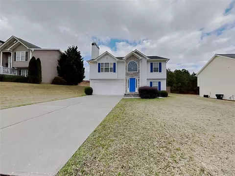 6018 Lancelot Ln, Douglasville, GA 30135