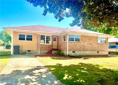 119 5th Ave, Jonesboro, GA 30236