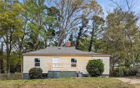 1743 Madrona St NW, Atlanta, GA 30318