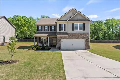 180 Sophie Cir, Locust Grove, GA 30248