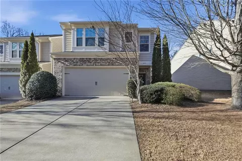 6210 Crested Moss Dr, Alpharetta, GA 30004